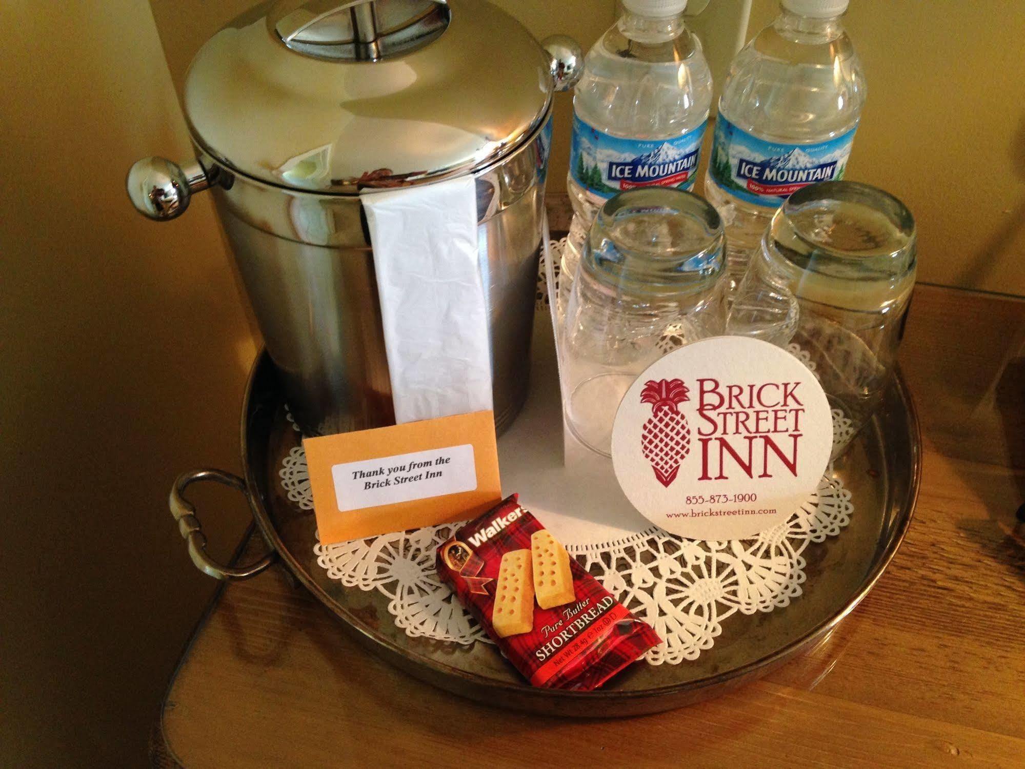 Brick Street Inn Zionsville Exterior foto